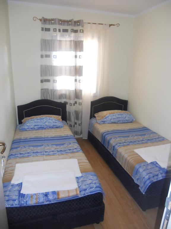 Apartments Papillon Podgorica Room photo